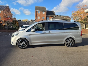 Used Mercedes-Benz V-Class 2017 for sale - 76990187: Photo