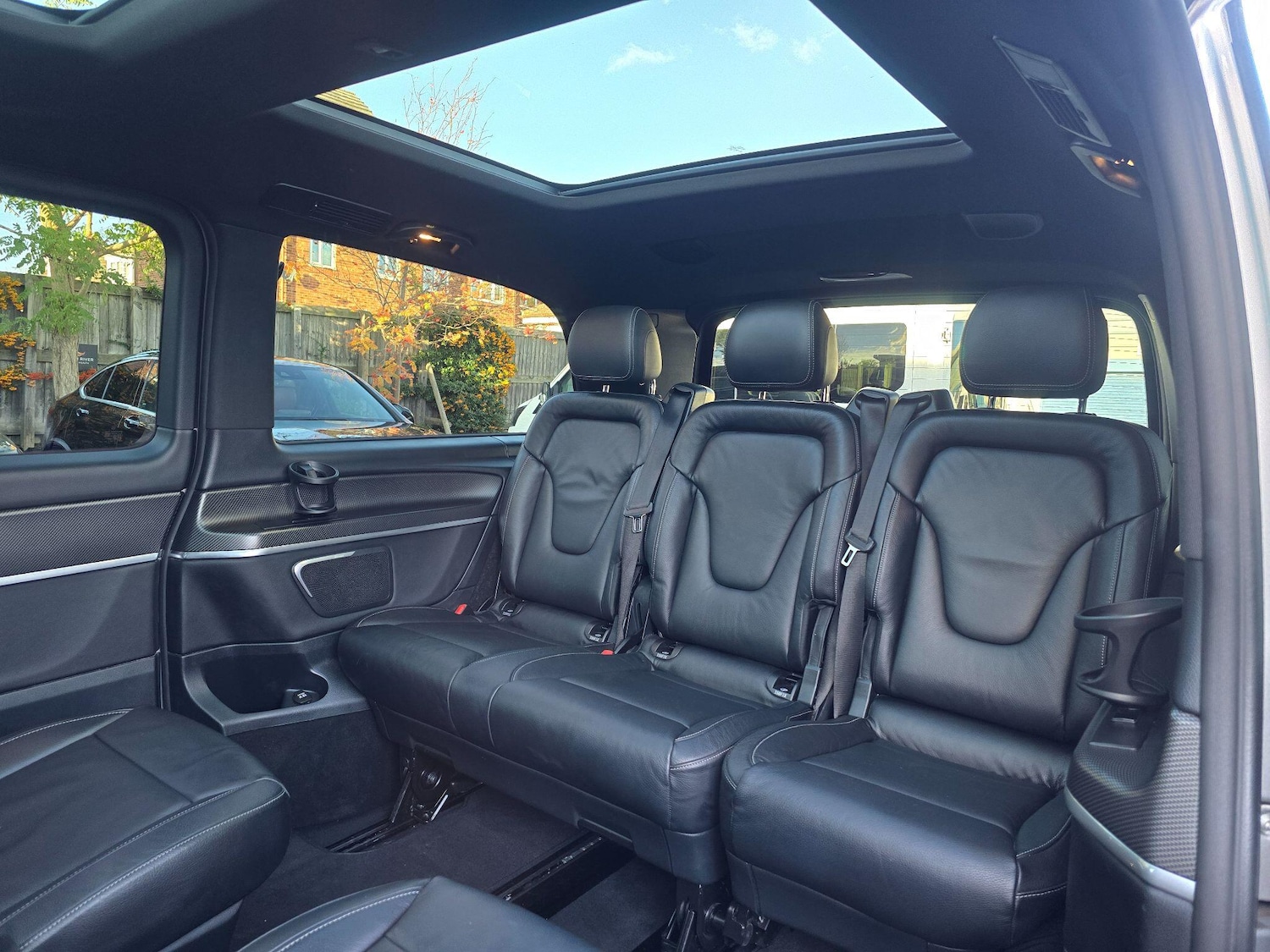 Used Mercedes-Benz V-Class 2025 for sale - 76990187: Photo 52