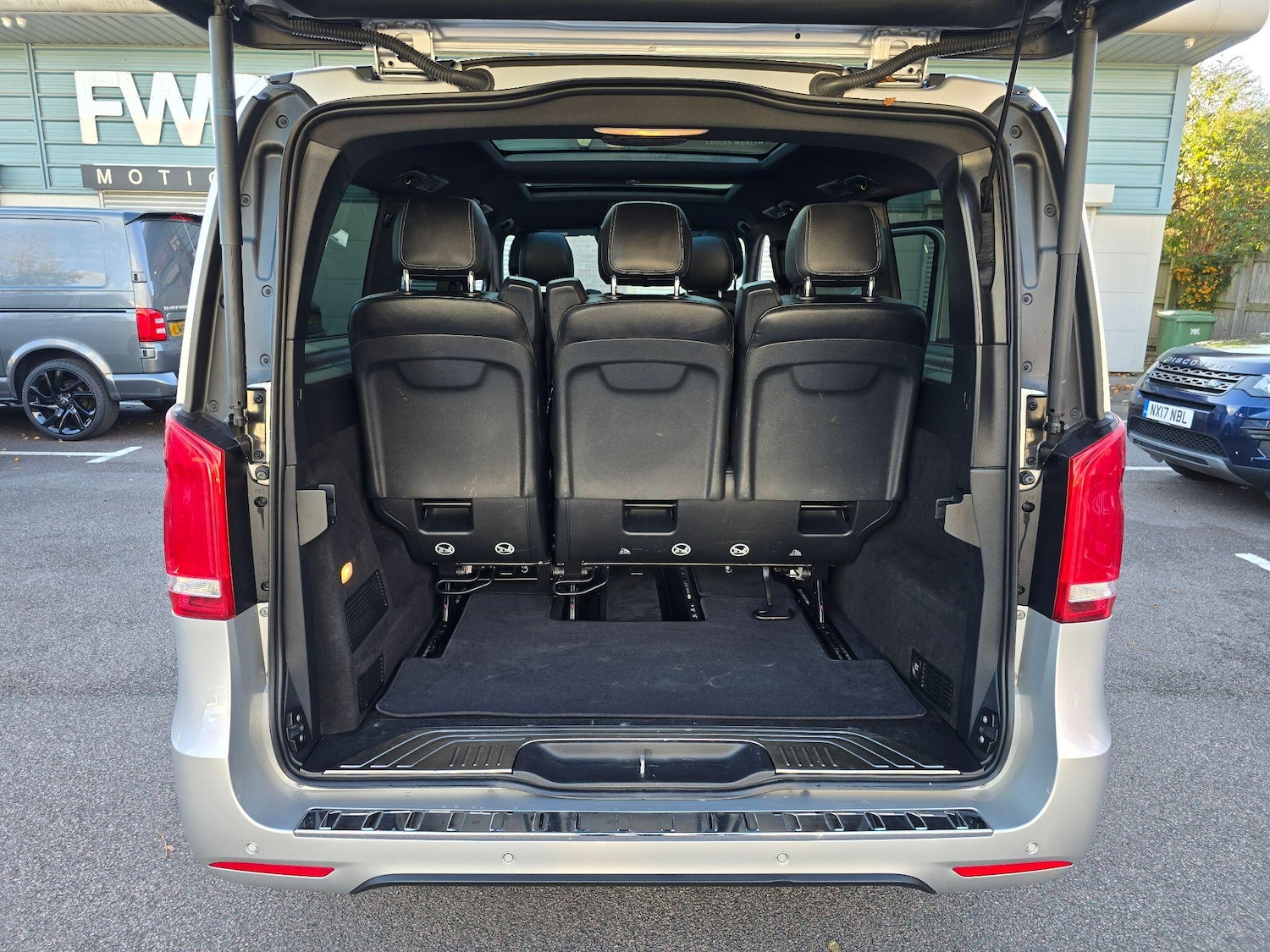 Used Mercedes-Benz V-Class 2025 for sale - 76990187: Photo 55