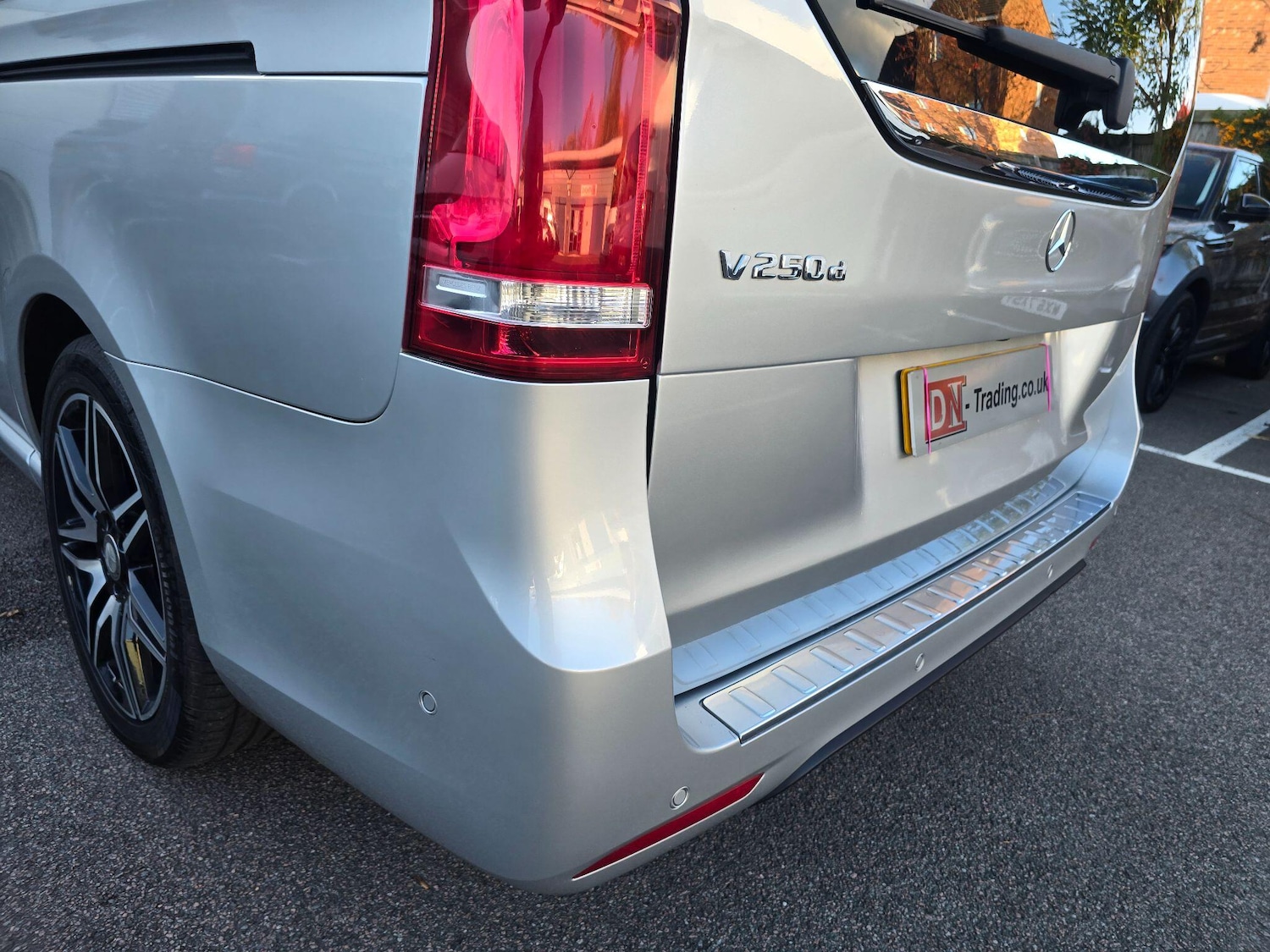 Used Mercedes-Benz V-Class 2025 for sale - 76990187: Photo 76