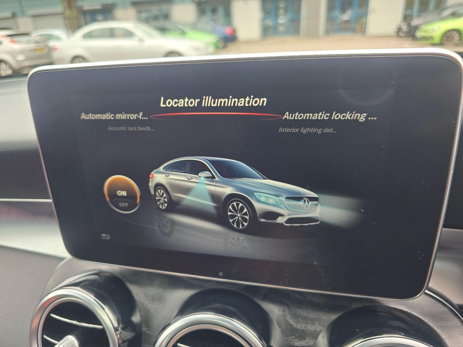 Used Mercedes-Benz GLC 2017 for sale - 76992107: Photo 17