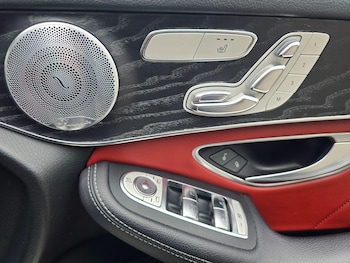 Used Mercedes-Benz GLC 2017 for sale - 76992107: Photo