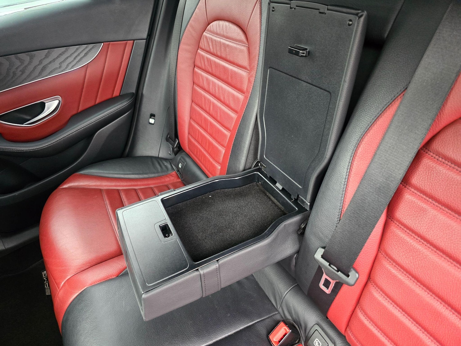 Used Mercedes-Benz GLC 2017 for sale - 76992107: Photo 48