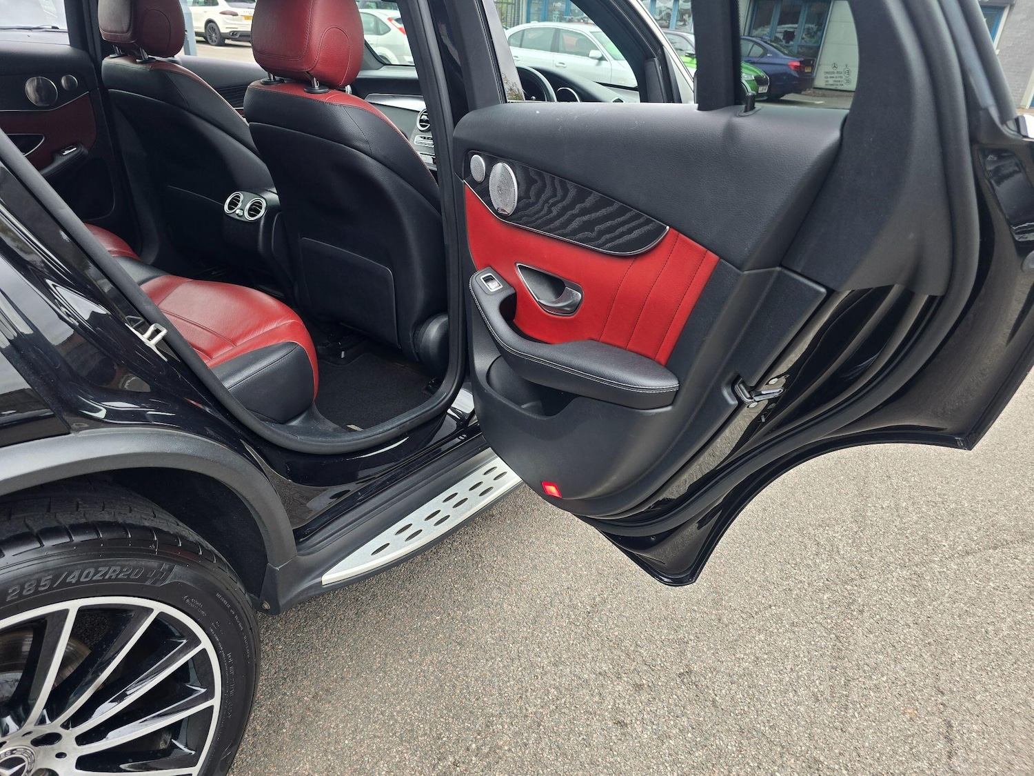 Used Mercedes-Benz GLC 2017 for sale - 76992107: Photo 54