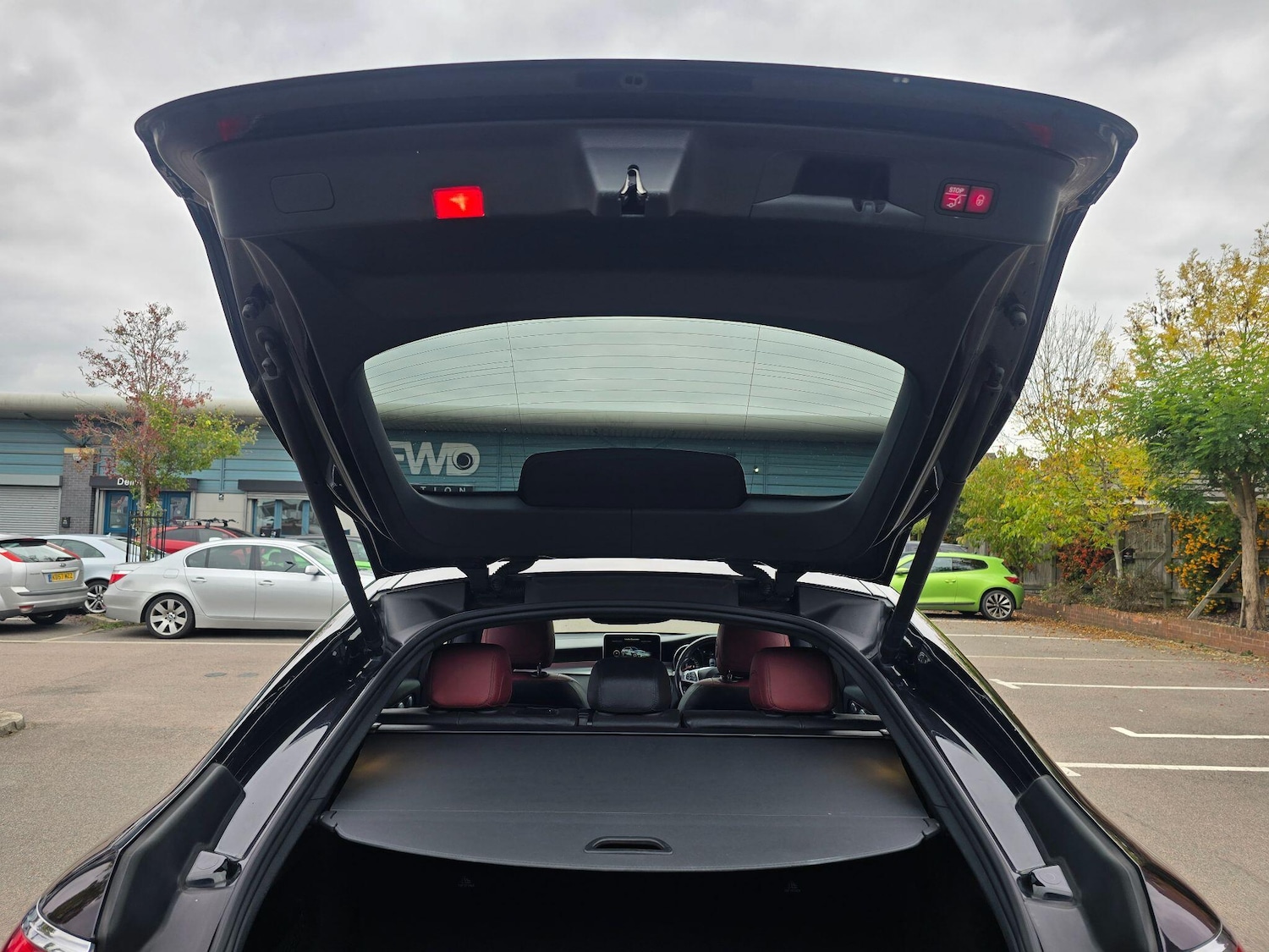 Used Mercedes-Benz GLC 2017 for sale - 76992107: Photo 58