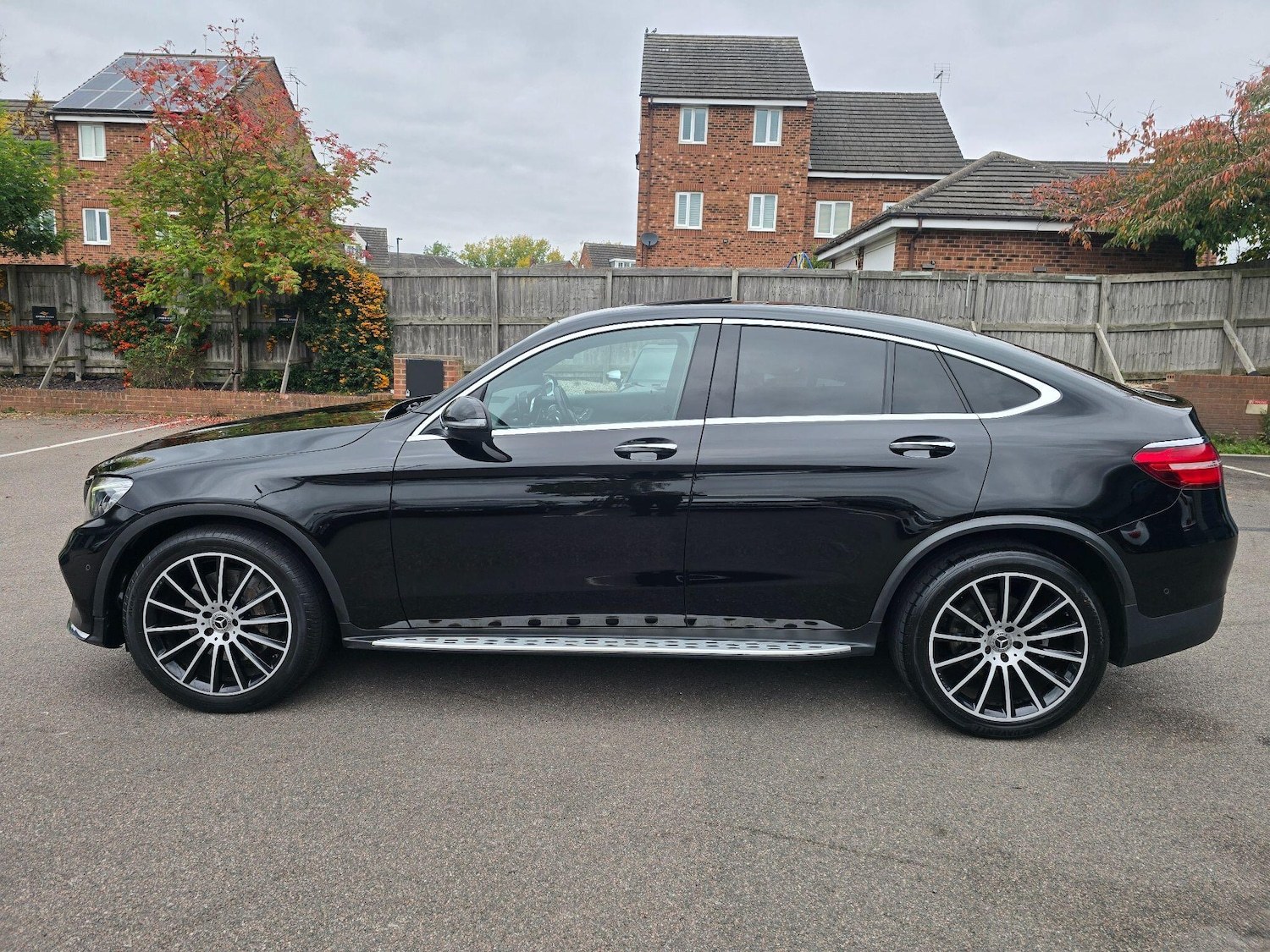 Used Mercedes-Benz GLC 2017 for sale - 76992107: Photo 7