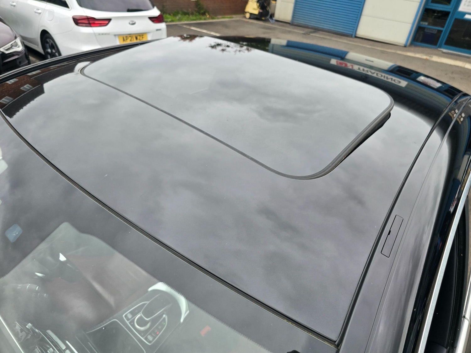 Used Mercedes-Benz GLC 2017 for sale - 76992107: Photo 85