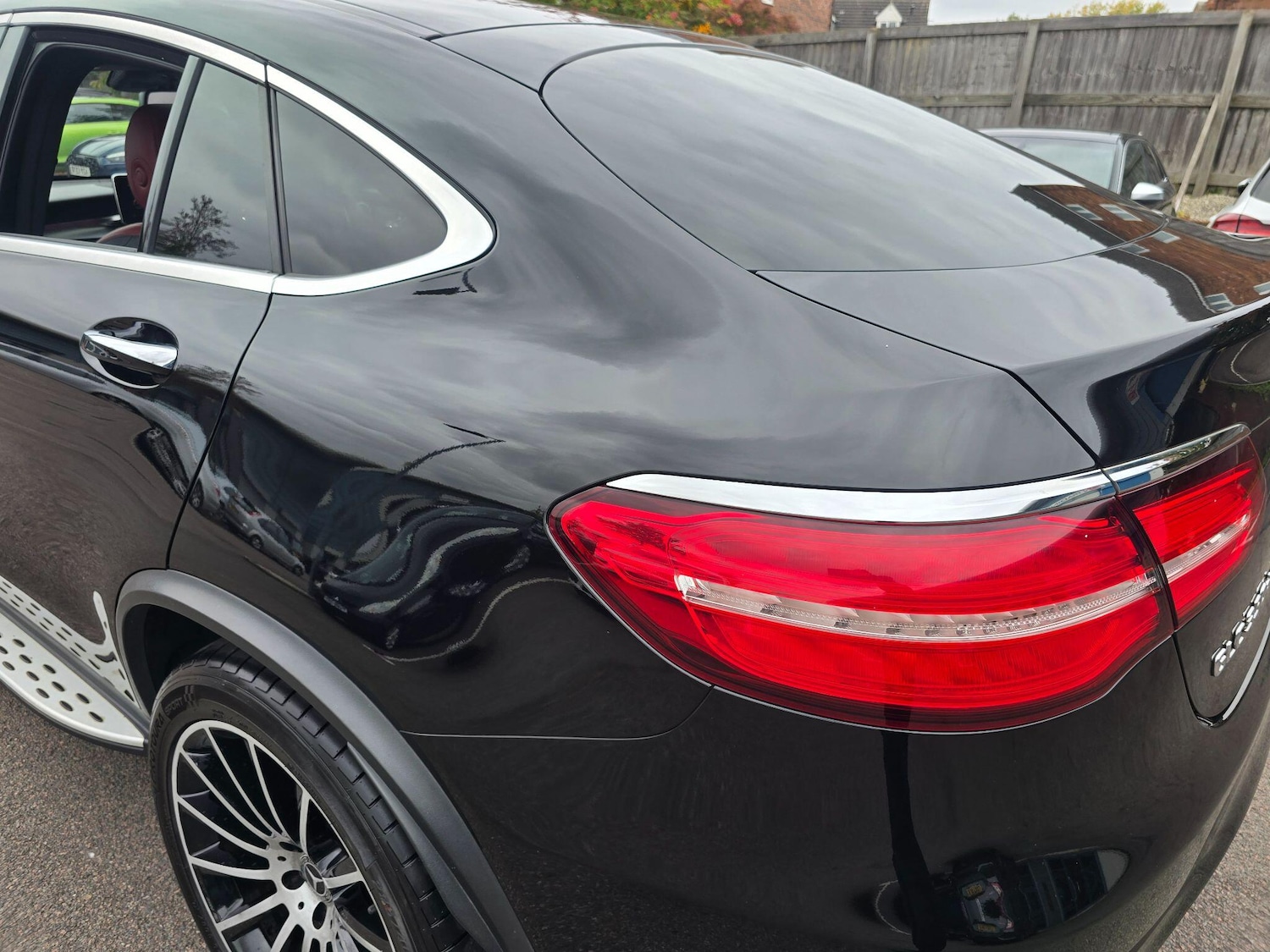 Used Mercedes-Benz GLC 2017 for sale - 76992107: Photo 92