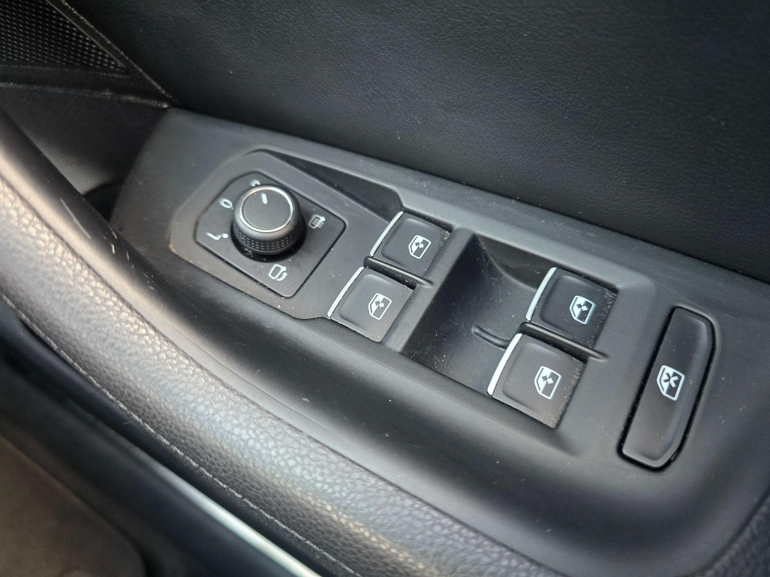 Used Volkswagen Passat 2018 for sale - 77970223: Photo 31