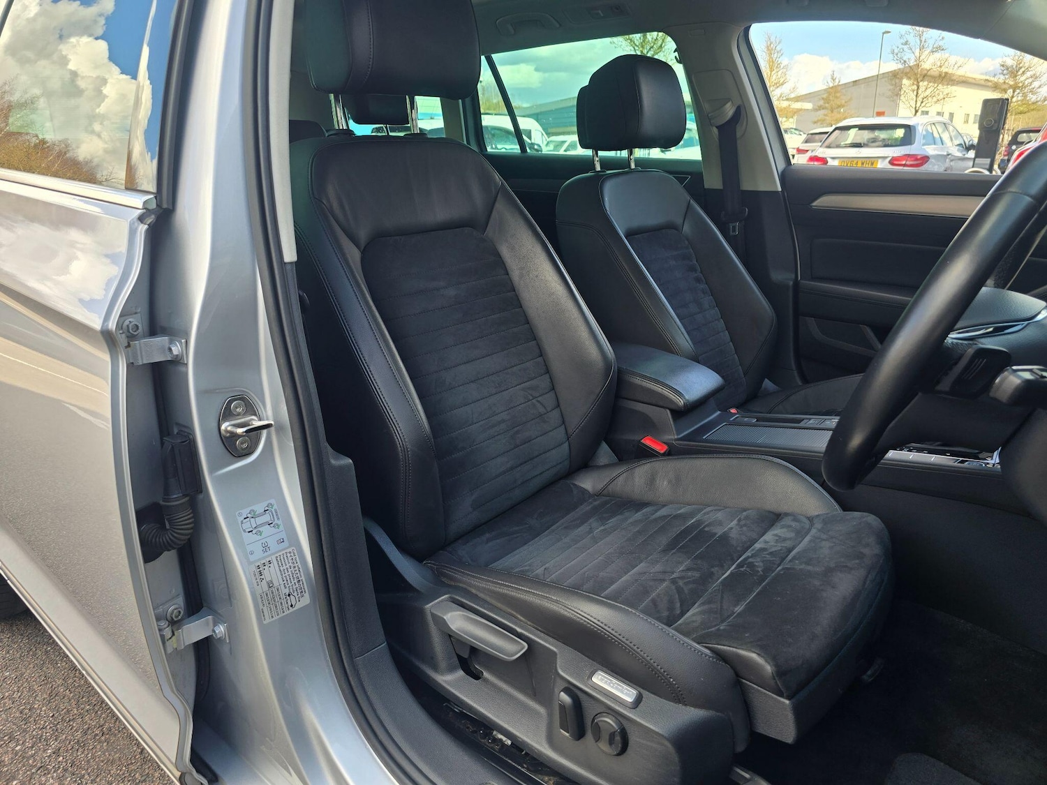 Used Volkswagen Passat 2018 for sale - 77970223: Photo 32