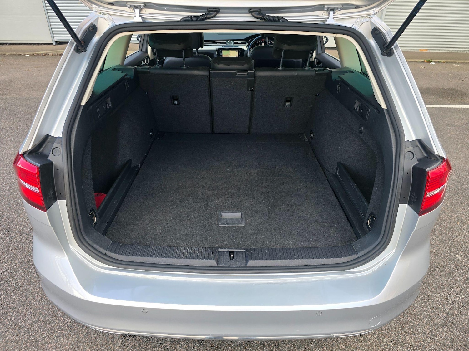 Used Volkswagen Passat 2018 for sale - 77970223: Photo 59