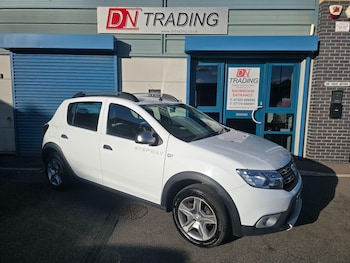 Used Dacia Sandero Stepway 2020 for sale - 78608823: Photo