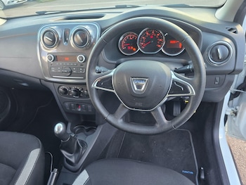 Used Dacia Sandero Stepway 2020 for sale - 78608823: Photo