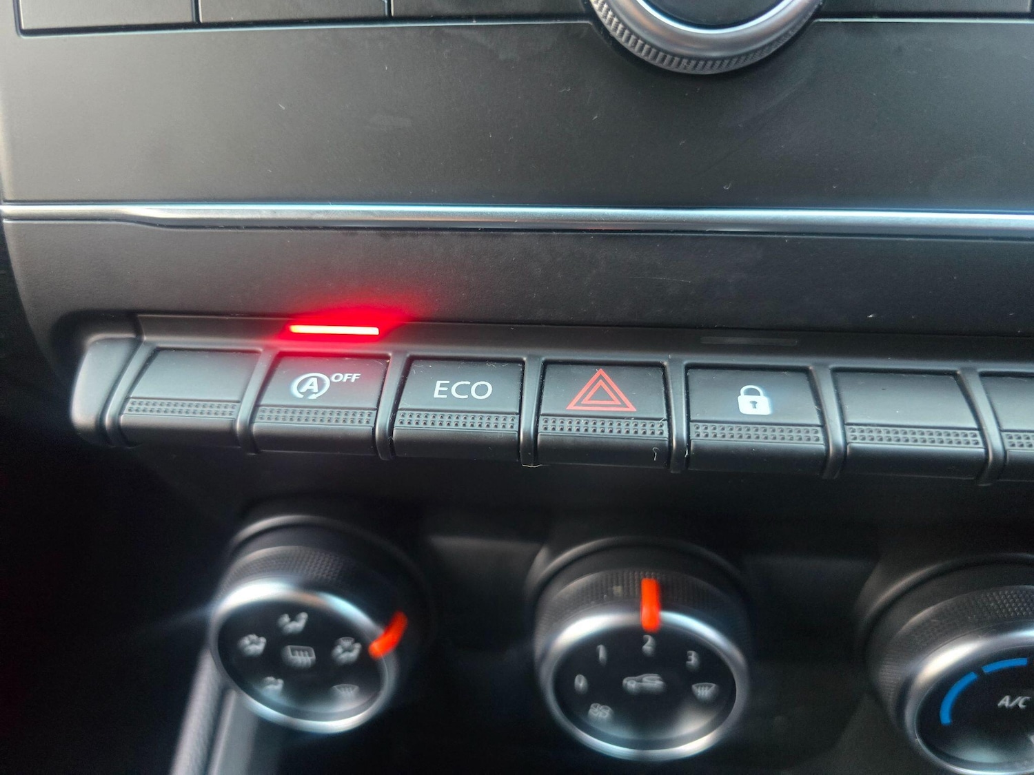 Used Renault Clio 2020 for sale - 77229617: Photo 14