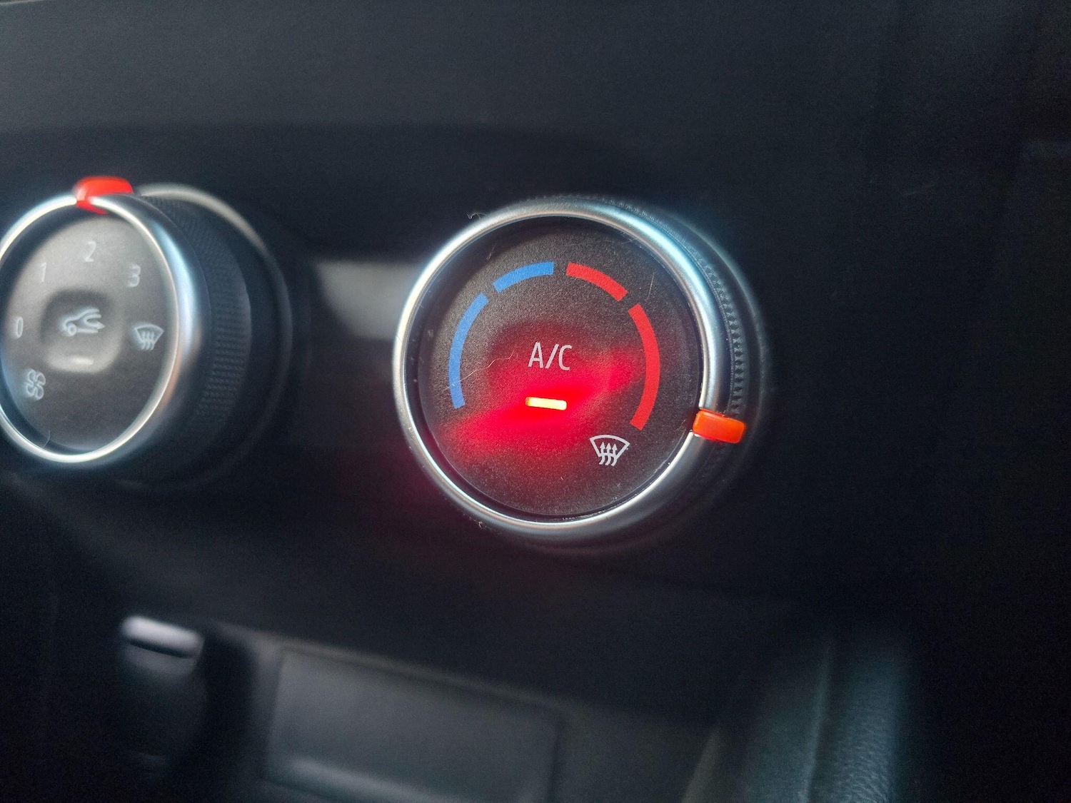 Used Renault Clio 2020 for sale - 77229617: Photo 16