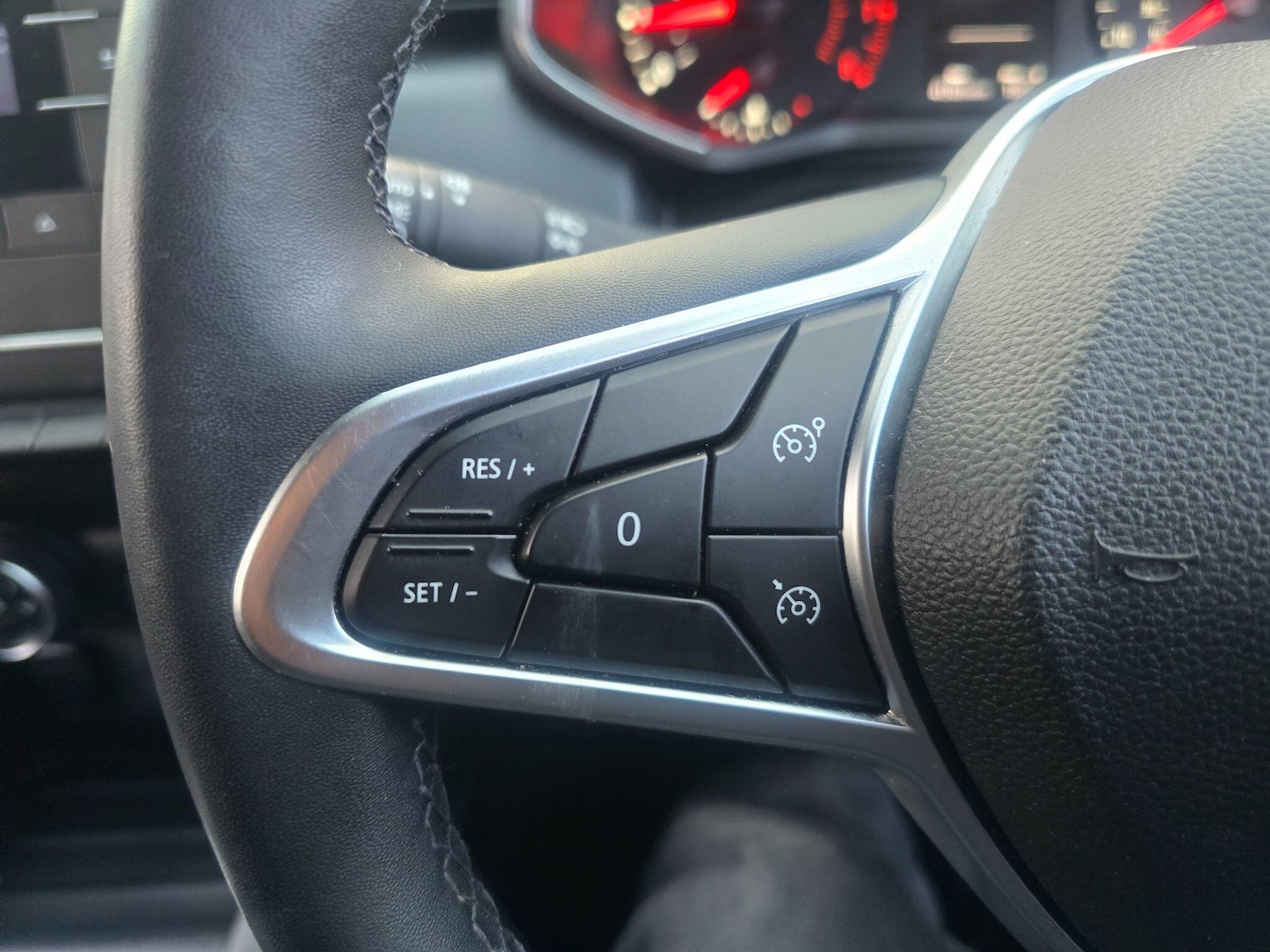 Used Renault Clio 2020 for sale - 77229617: Photo 21