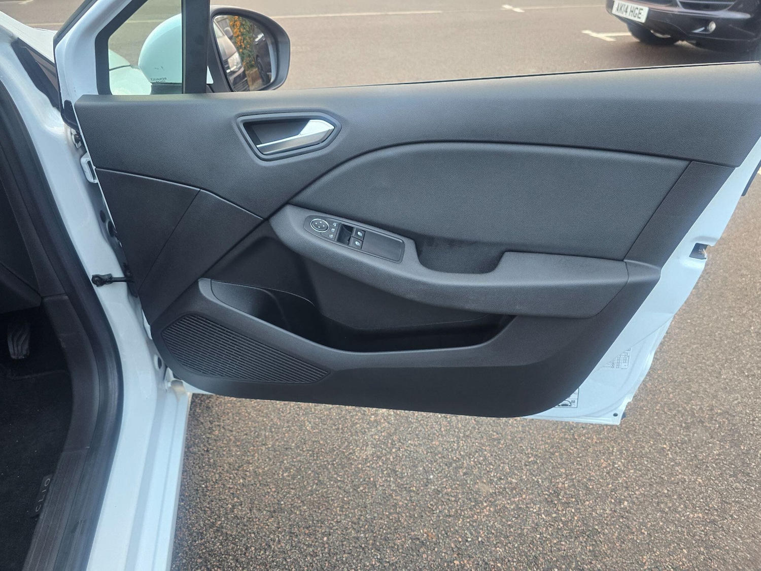 Used Renault Clio 2020 for sale - 77229617: Photo 31