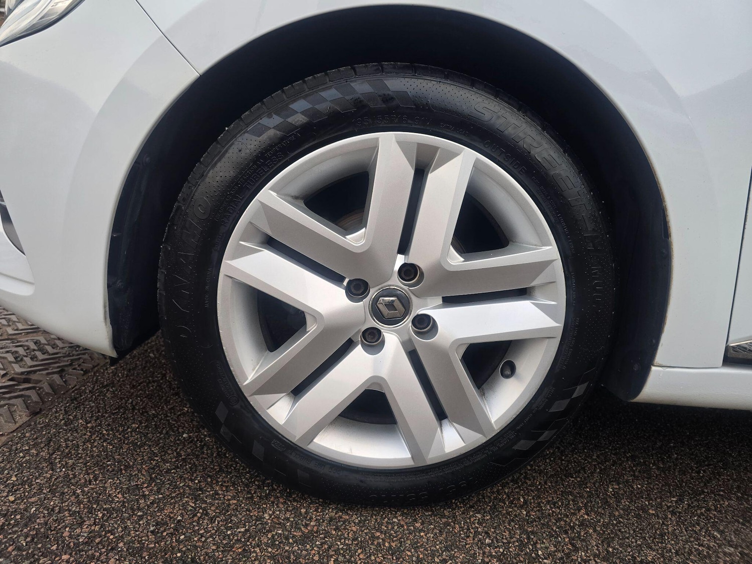 Used Renault Clio 2020 for sale - 77229617: Photo 67