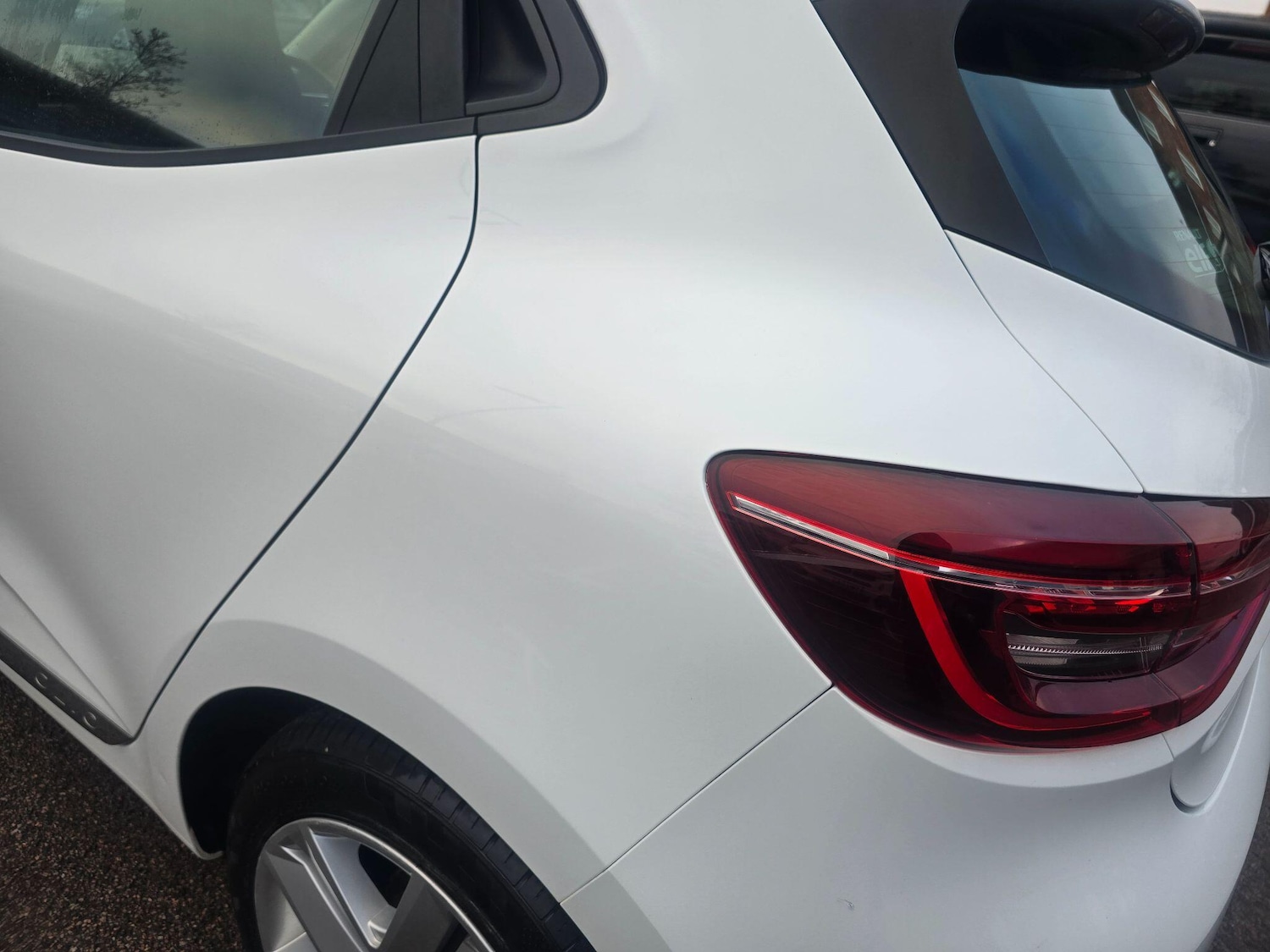 Used Renault Clio 2020 for sale - 77229617: Photo 91