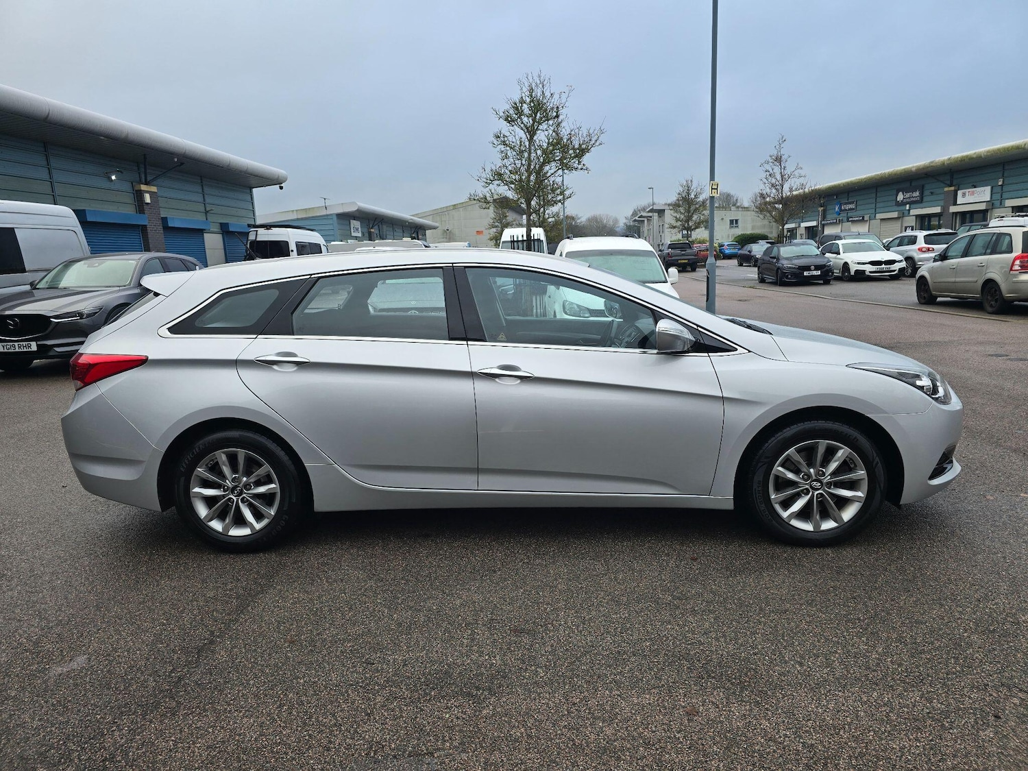 Used Hyundai i40 2016 for sale - 76671387: Photo 9