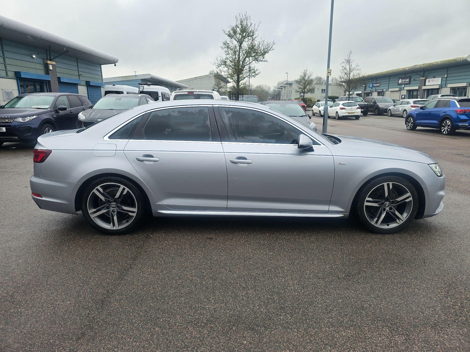 Used Audi A4 2018 for sale - 77611560: Photo 12