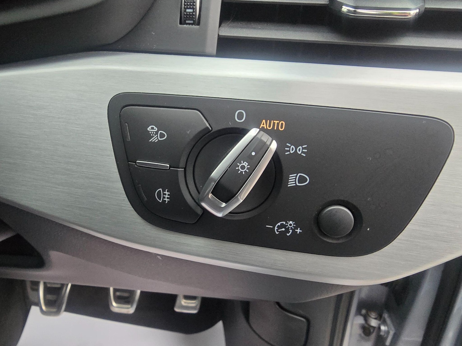 Used Audi A4 2018 for sale - 77611560: Photo 30