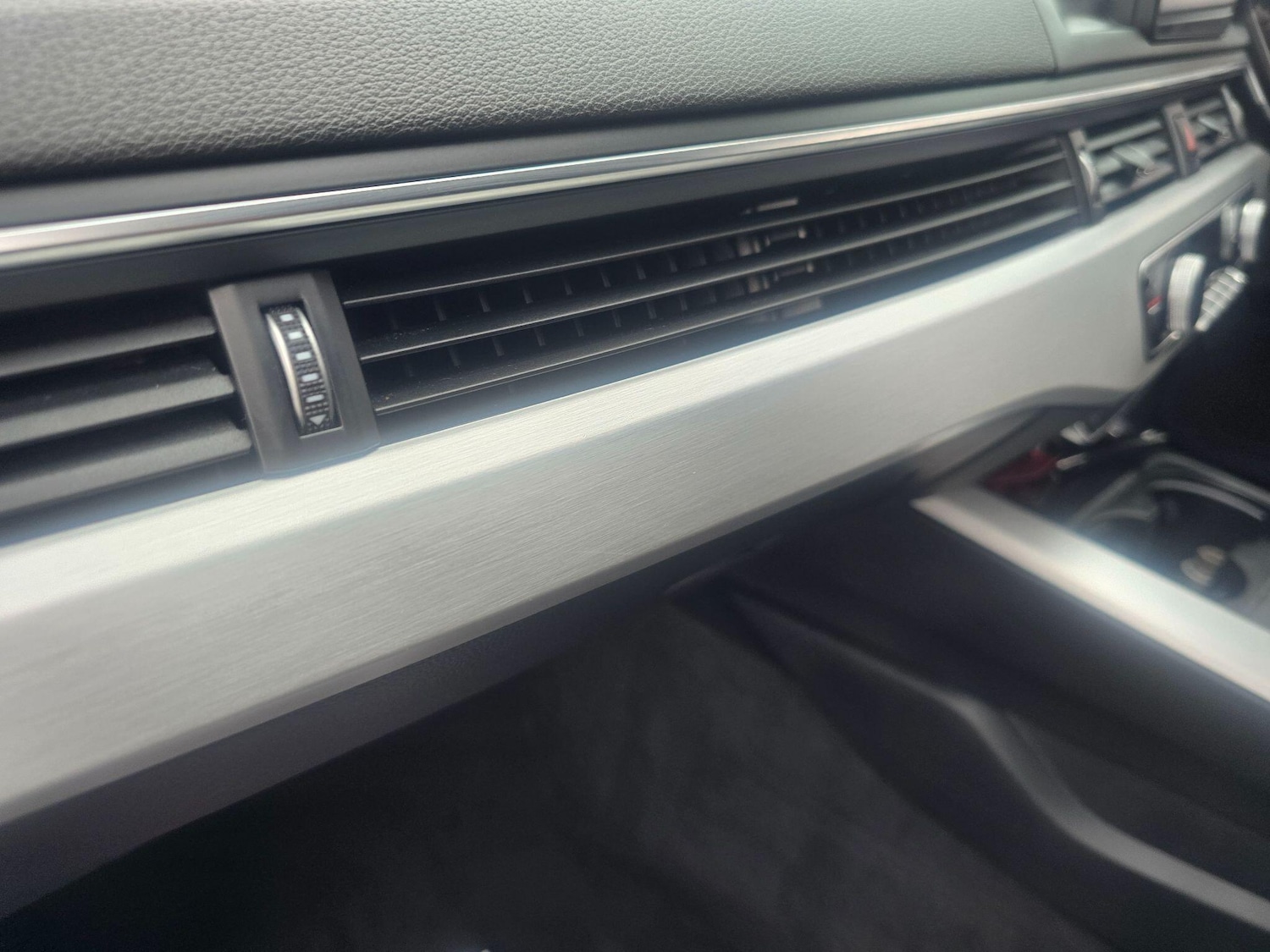 Used Audi A4 2018 for sale - 77611560: Photo 41