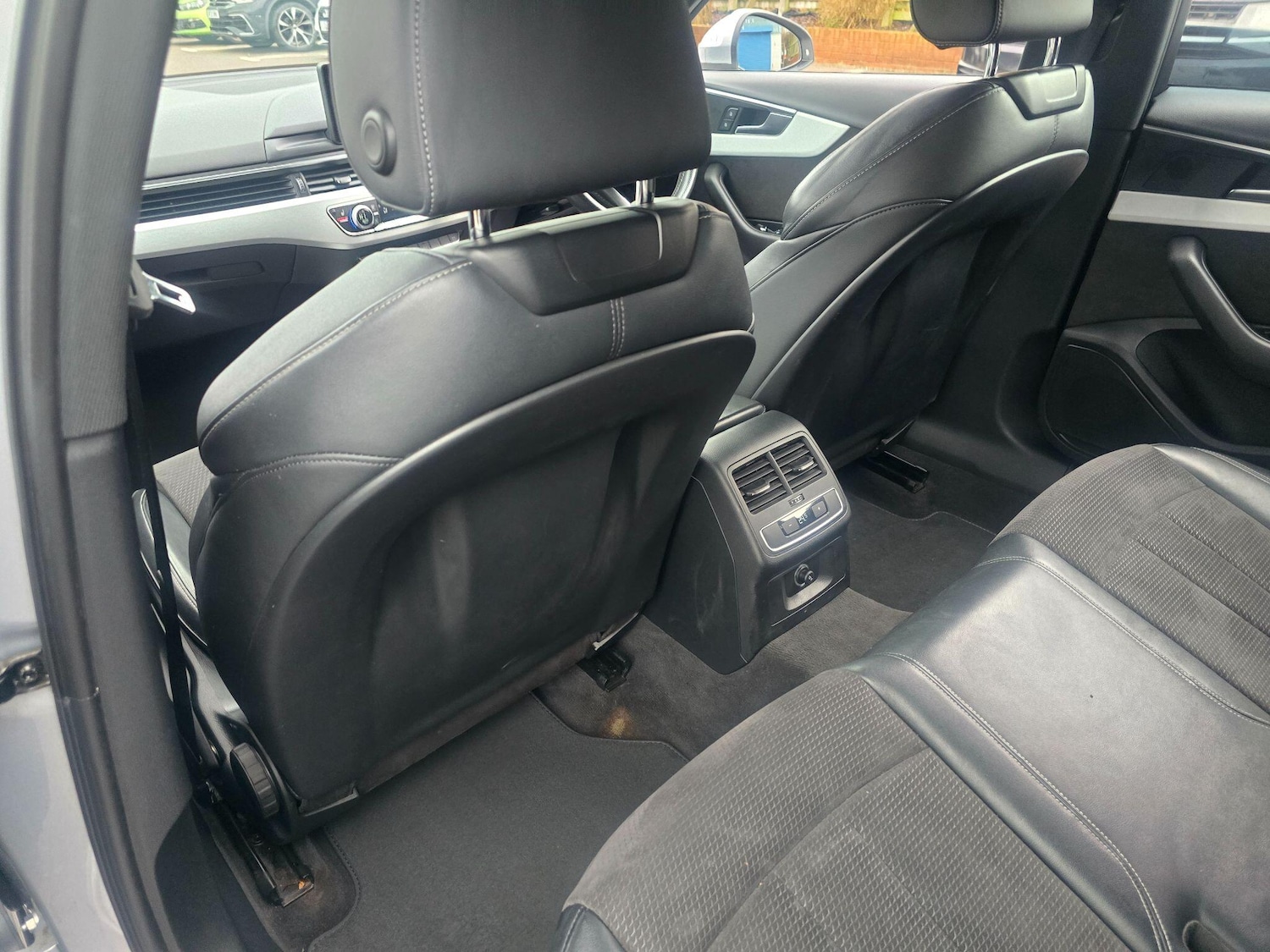 Used Audi A4 2018 for sale - 77611560: Photo 53