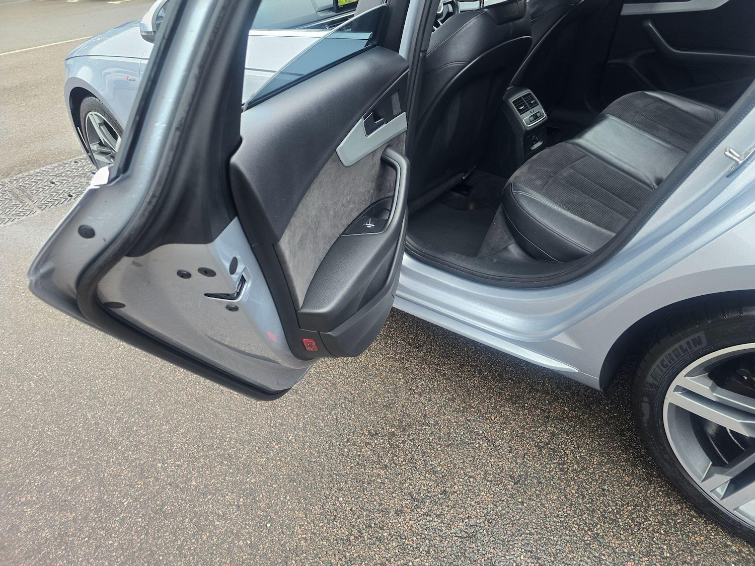 Used Audi A4 2018 for sale - 77611560: Photo 55