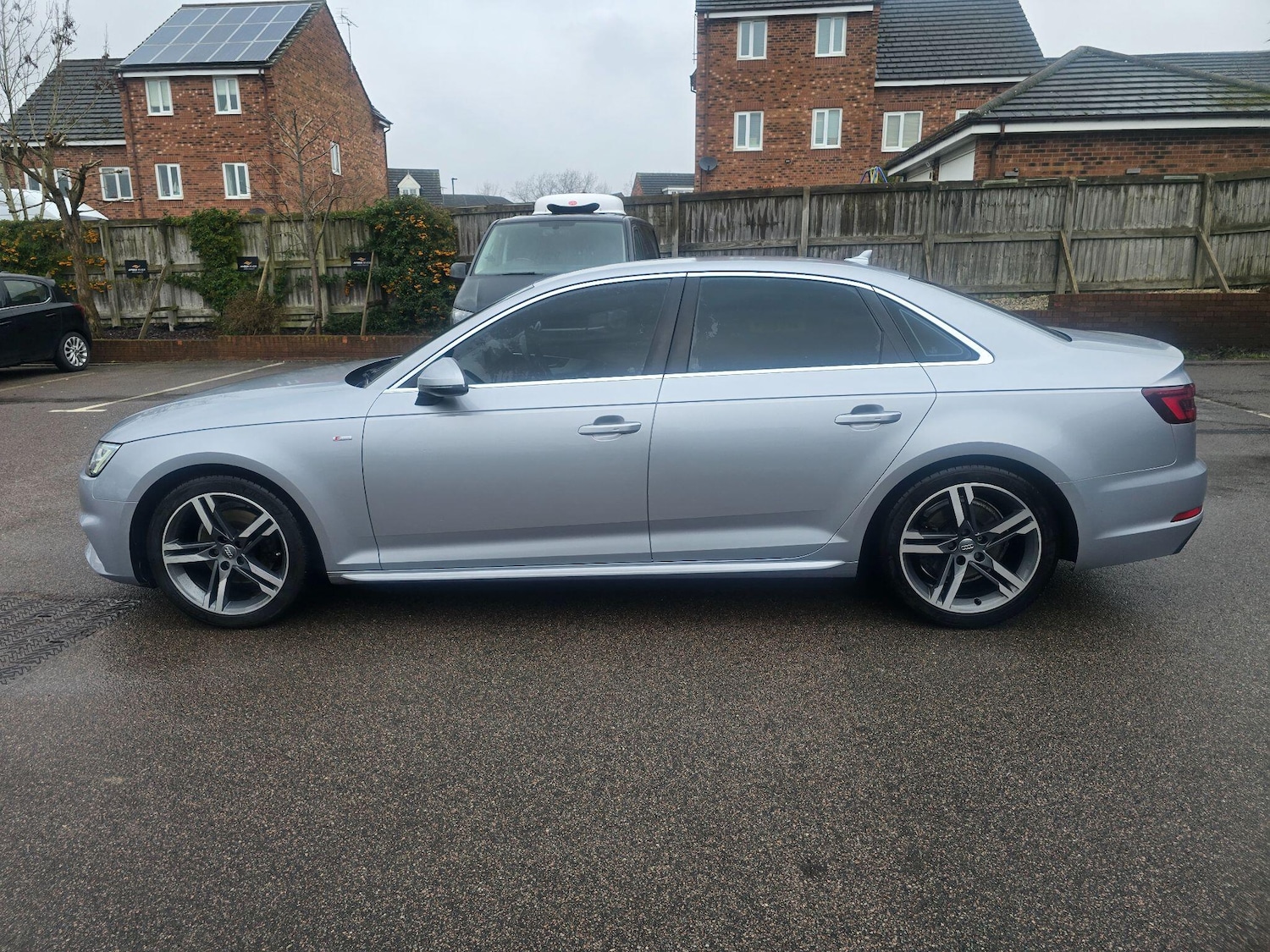 Used Audi A4 2018 for sale - 77611560: Photo 9