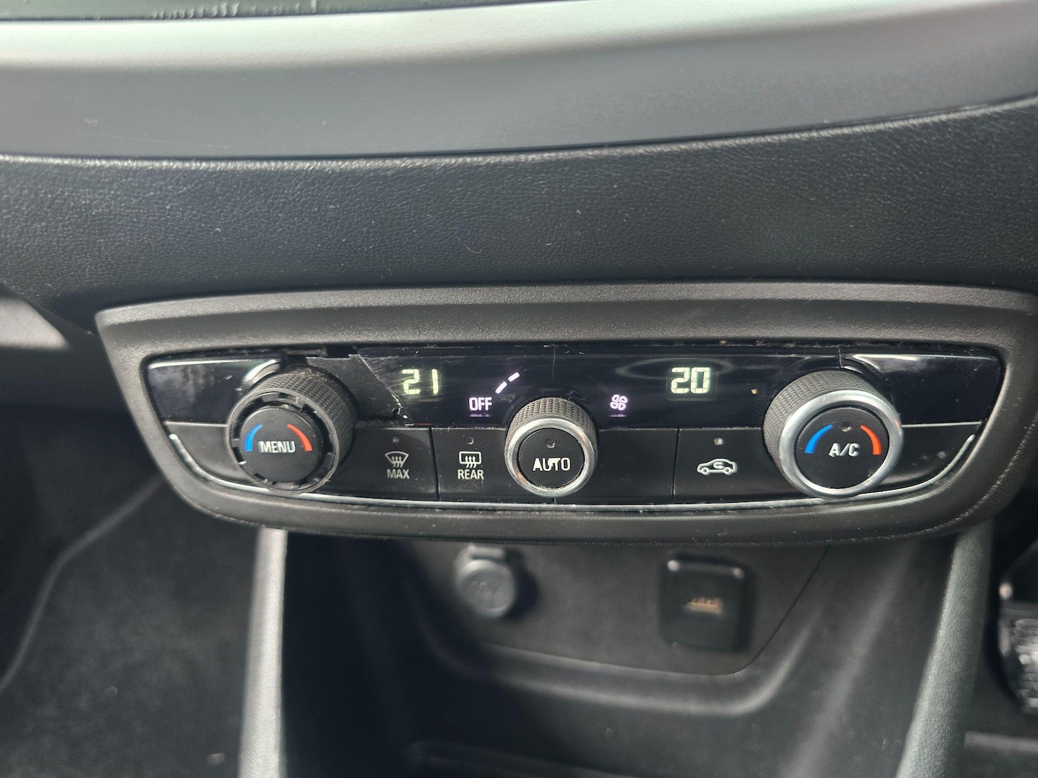 Used Vauxhall Crossland X for sale - 77970764: Photo 15