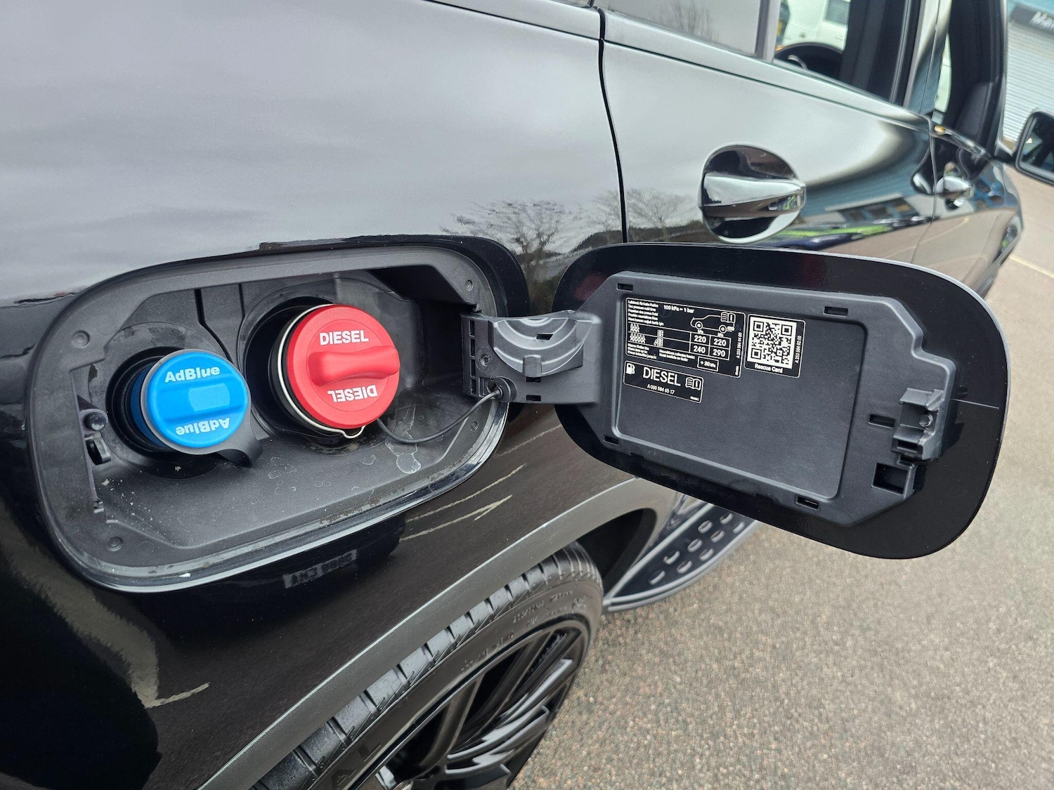 Used Mercedes-Benz GLC 2016 for sale - 77305486: Photo 100