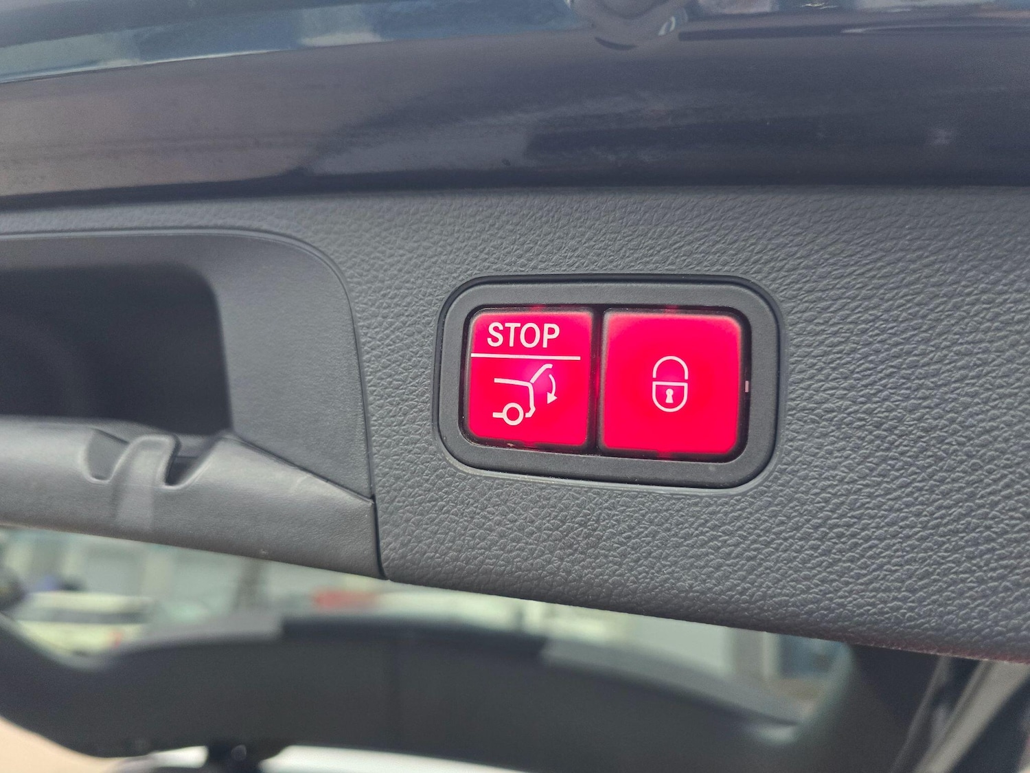 Used Mercedes-Benz GLC 2016 for sale - 77305486: Photo 65