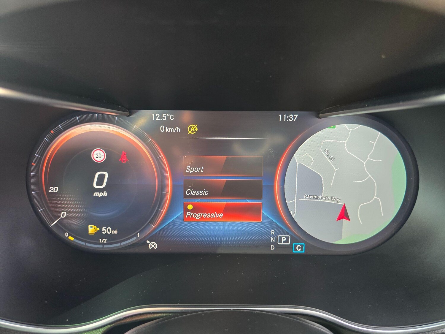 Used Mercedes-Benz GLC 2019 for sale - 76772216: Photo 24