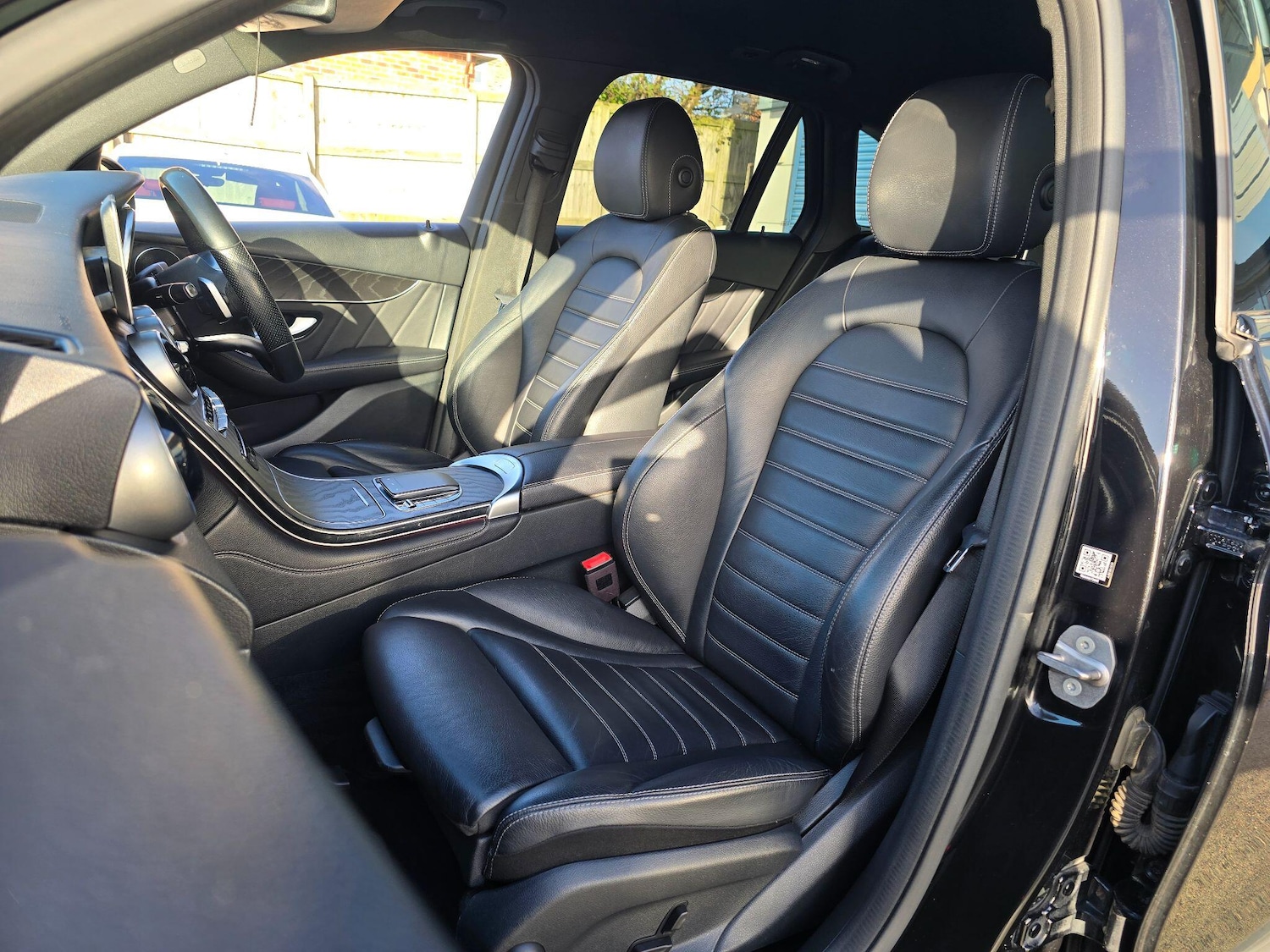 Used Mercedes-Benz GLC 2019 for sale - 76772216: Photo 43