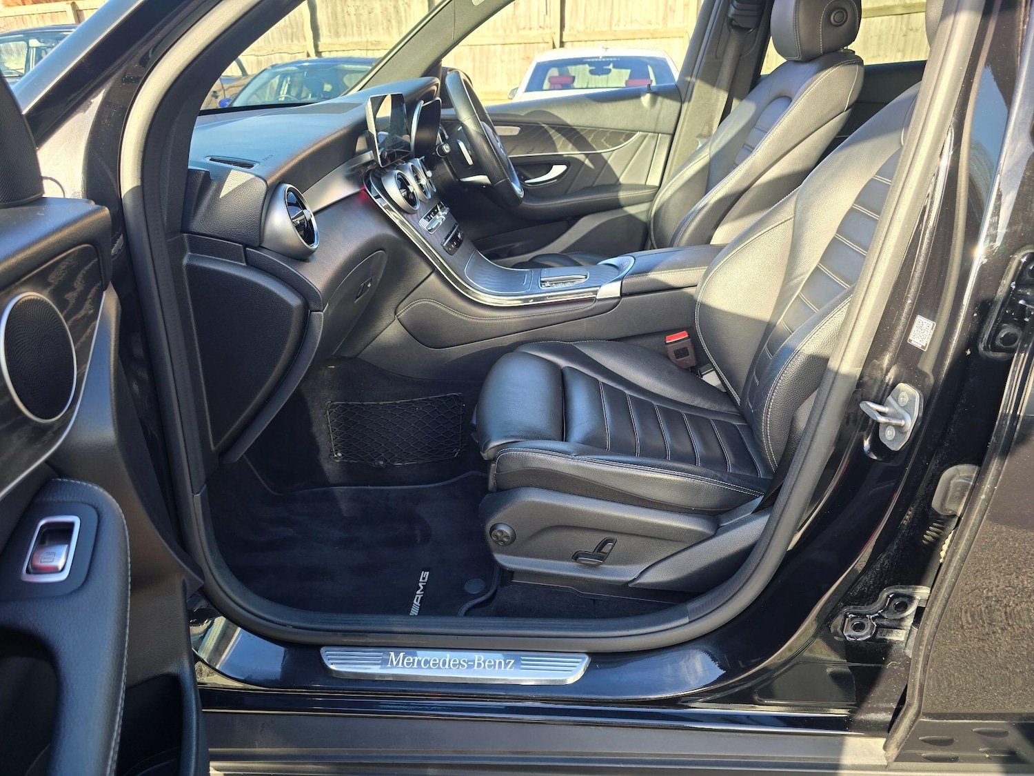 Used Mercedes-Benz GLC 2019 for sale - 76772216: Photo 44