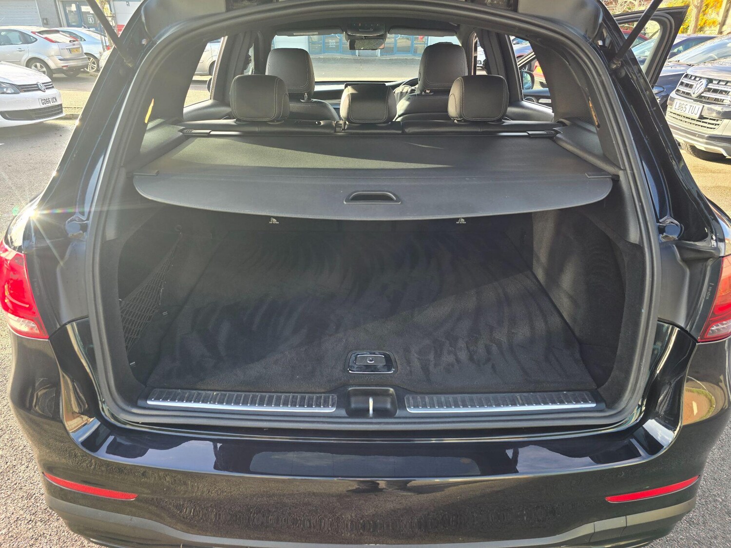 Used Mercedes-Benz GLC 2019 for sale - 76772216: Photo 57