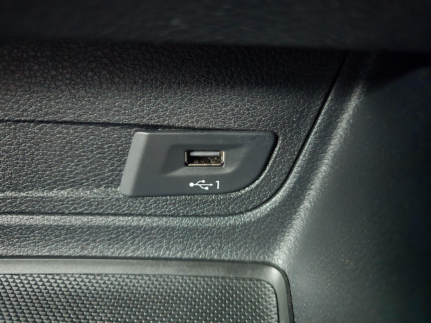 Used Audi Q2 2020 for sale - 76855677: Photo 22