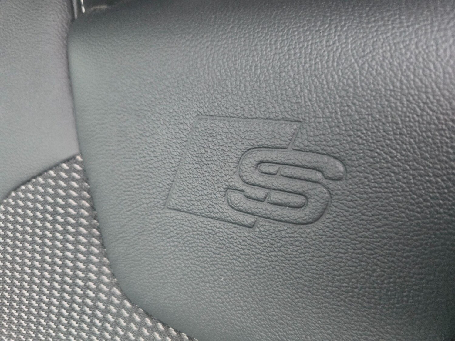 Used Audi Q2 2020 for sale - 76855677: Photo 42