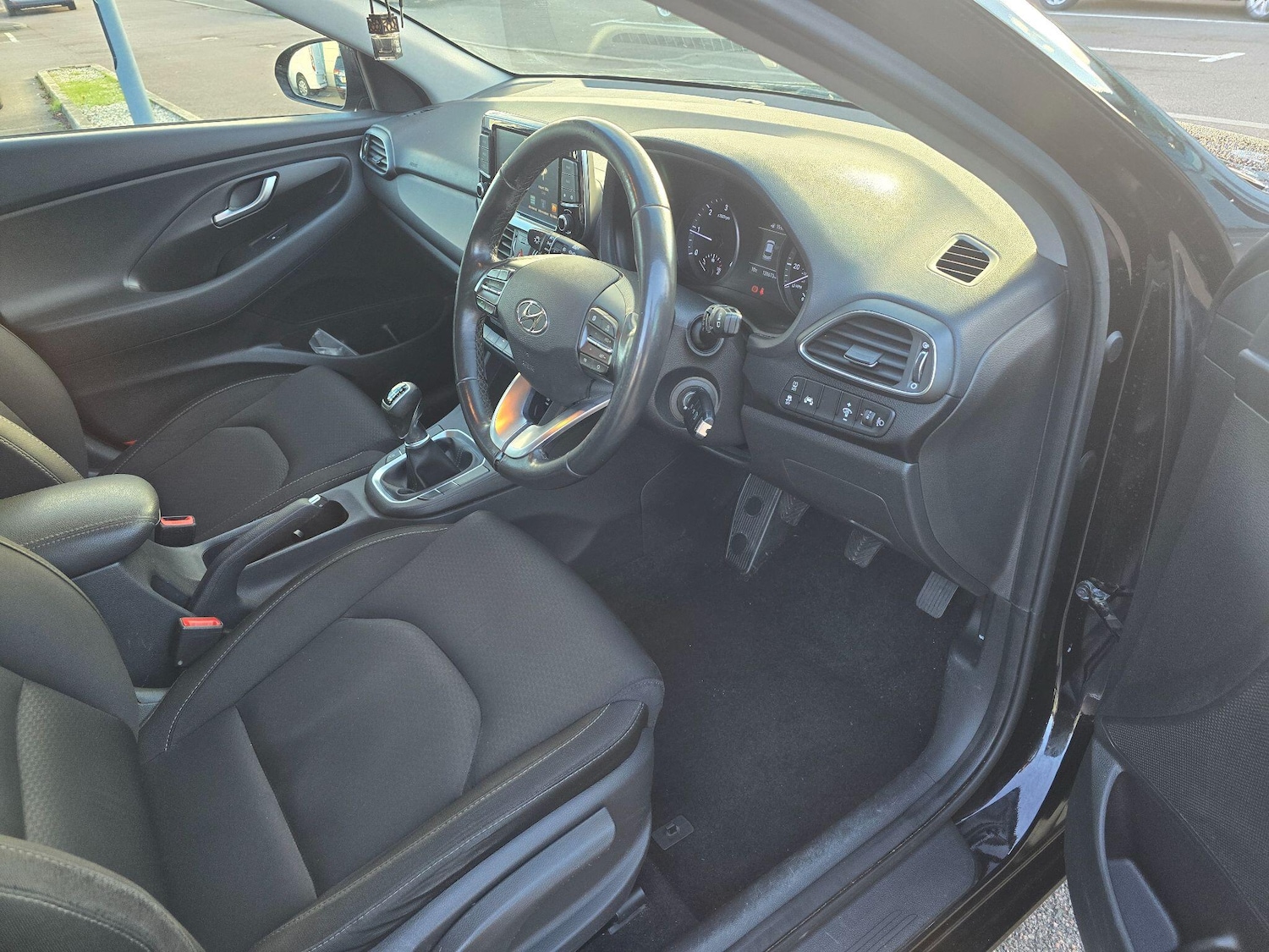 Used Hyundai i30 2019 for sale - 76446671: Photo 14