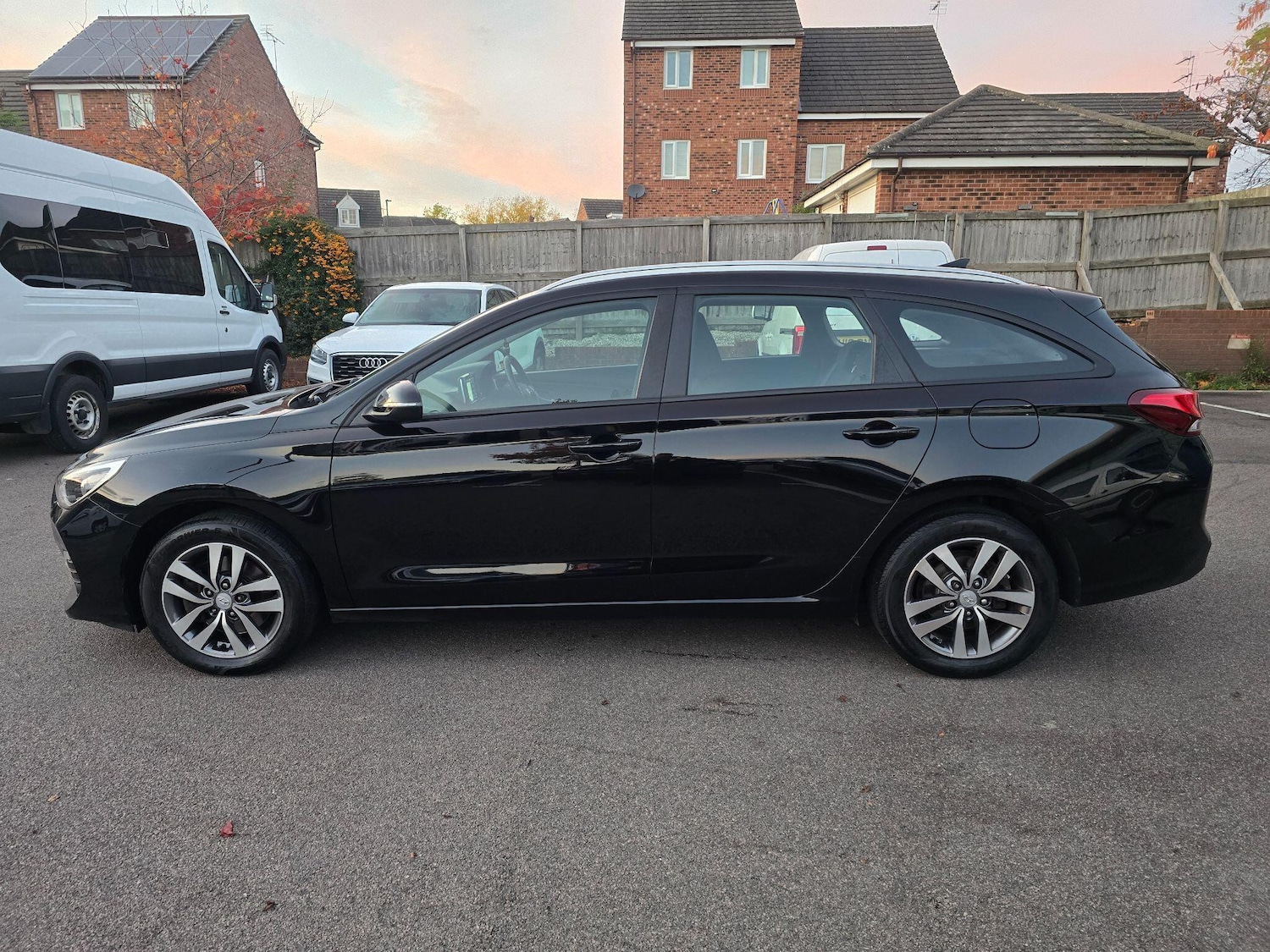 Used Hyundai i30 2019 for sale - 76446671: Photo 2
