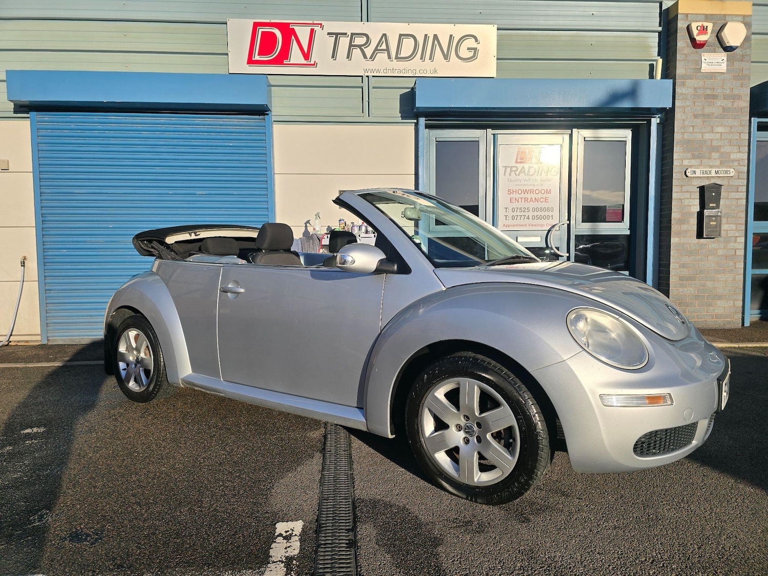 Used Volkswagen Beetle 2006 for sale - 76645094: Photo 2