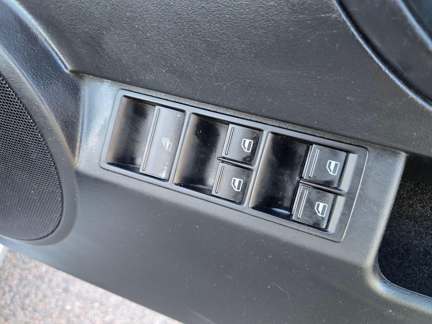 Used Volkswagen Beetle 2006 for sale - 76645094: Photo 28