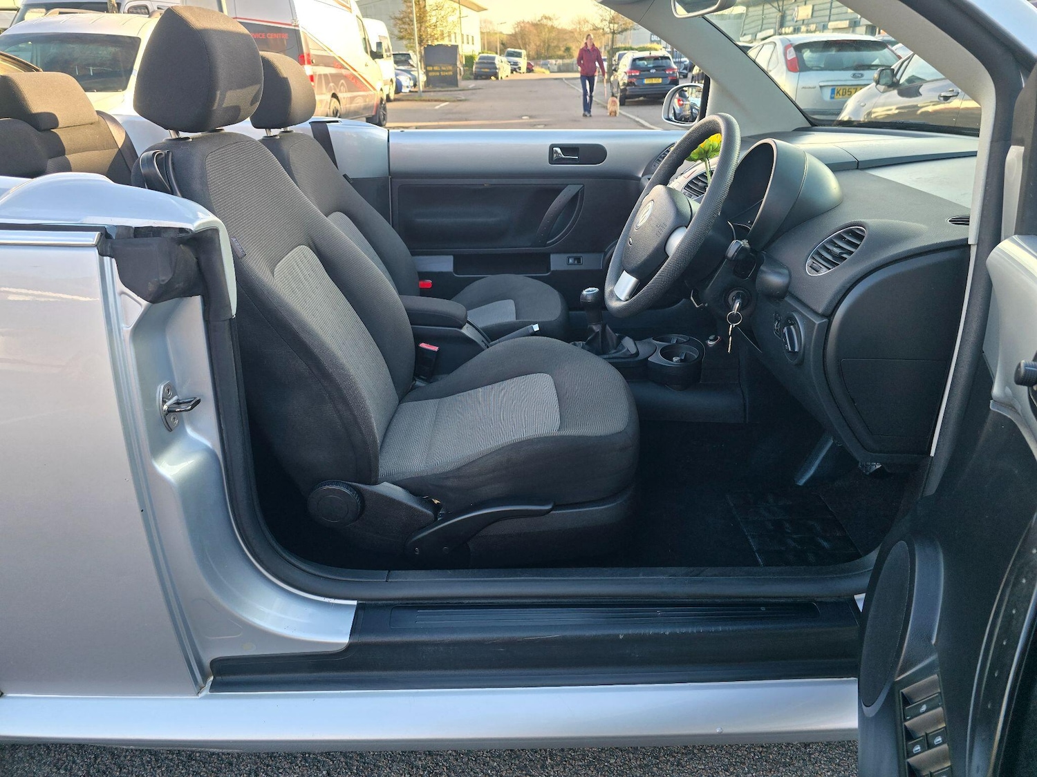 Used Volkswagen Beetle 2006 for sale - 76645094: Photo 31