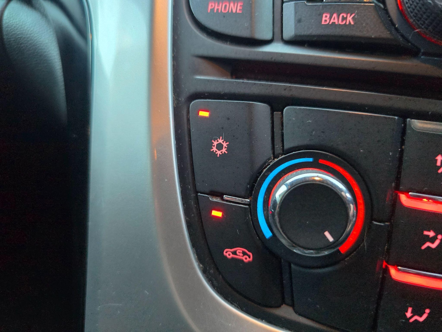 Used Vauxhall Astra 2012 for sale - 76522072: Photo 19