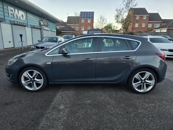 Used Vauxhall Astra 2012 for sale - 76522072: Photo