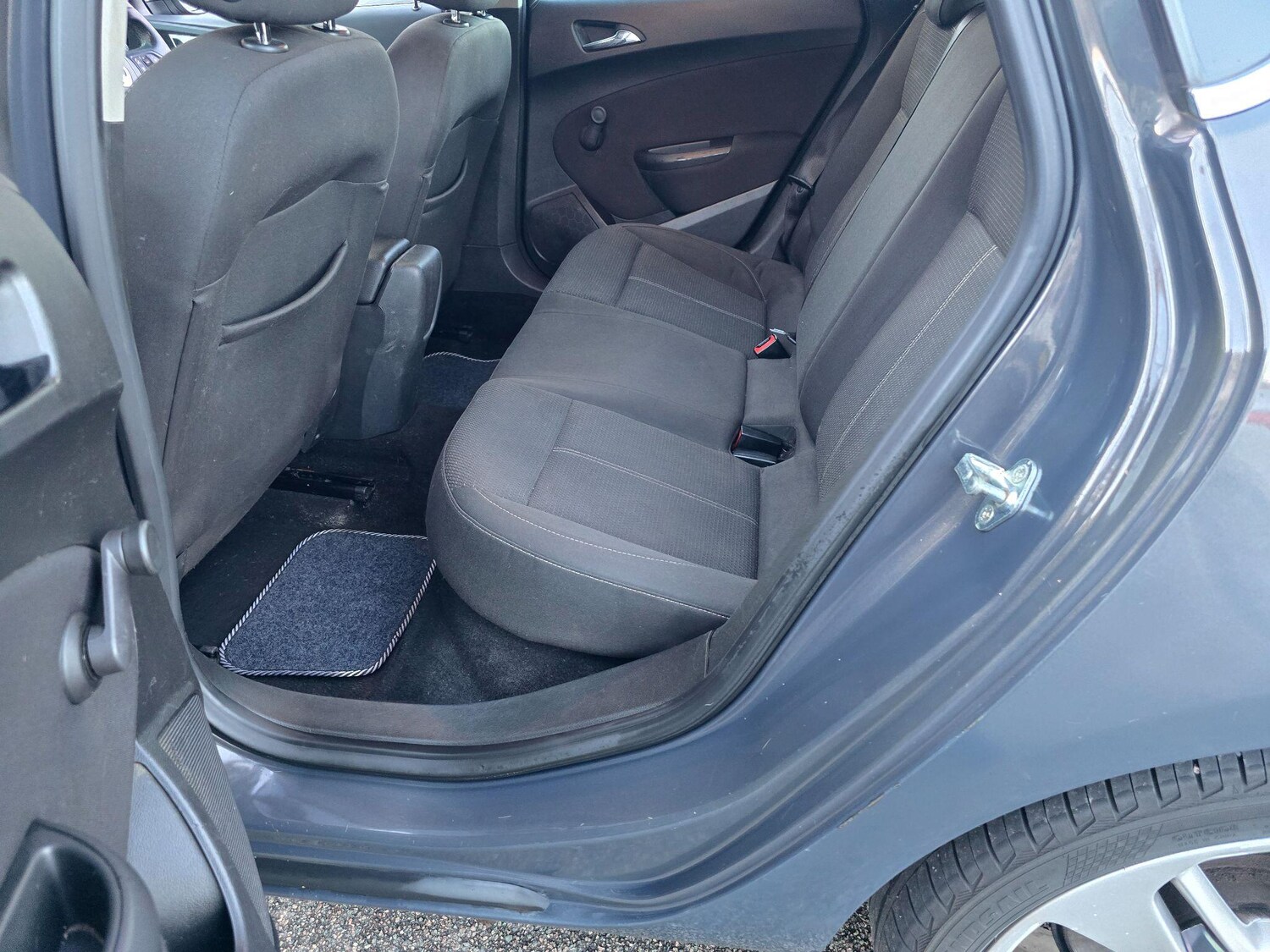 Used Vauxhall Astra 2012 for sale - 76522072: Photo 44