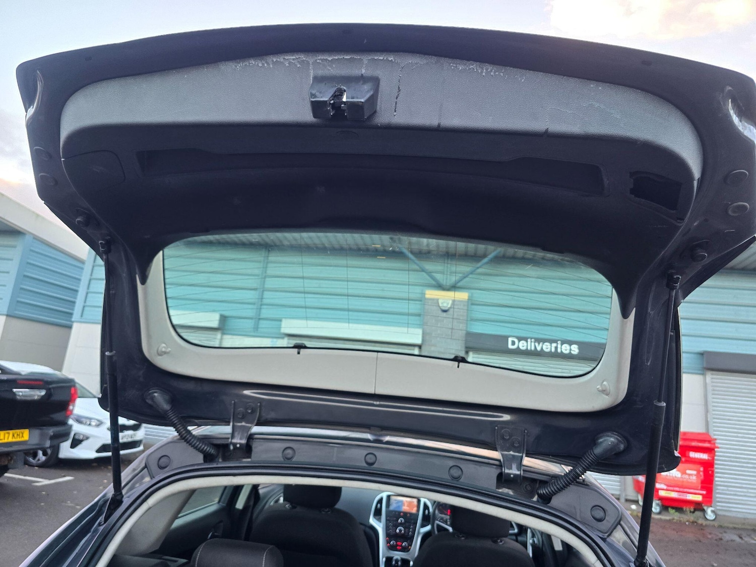 Used Vauxhall Astra 2012 for sale - 76522072: Photo 55