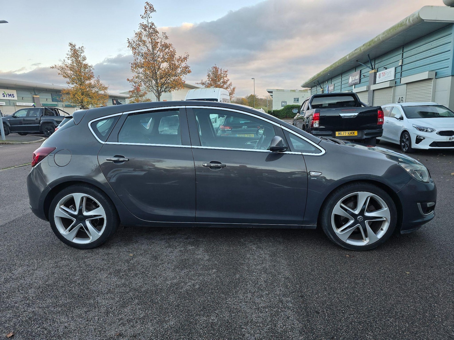 Used Vauxhall Astra 2012 for sale - 76522072: Photo 8