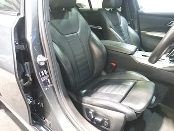 Used BMW 3 Series 2019 for sale - 76728023: Photo